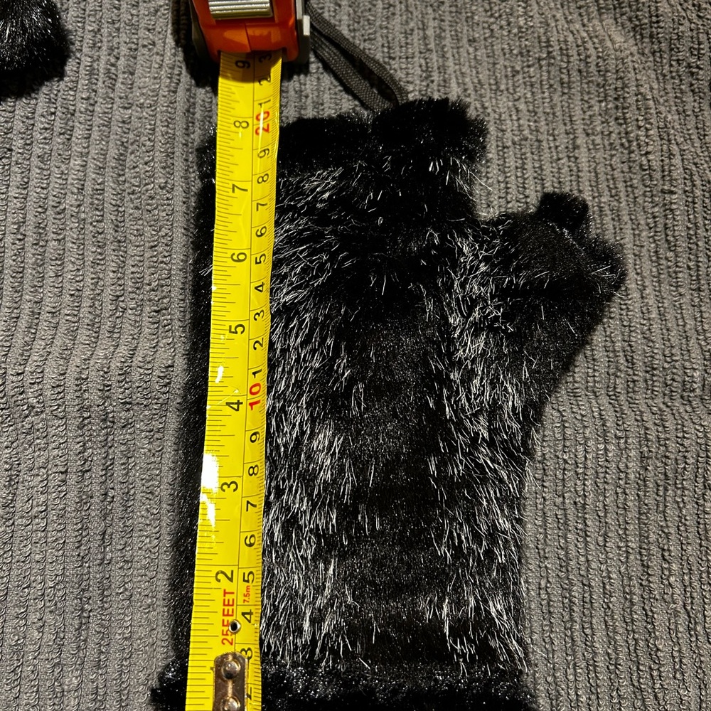Faux fur mittens by Polar Mitts